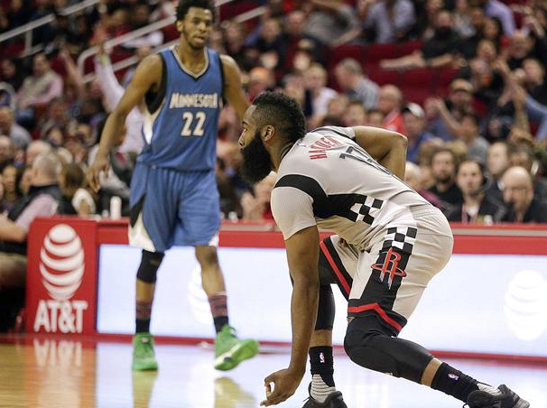 管理层的回 管理层的回