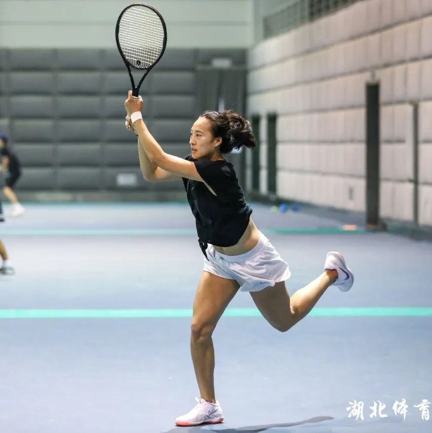 会的成功举 会的成功举