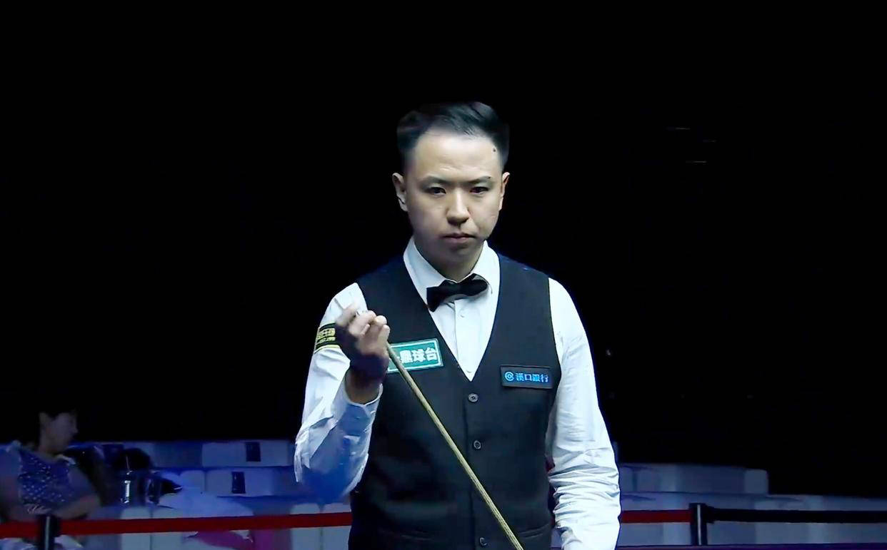 毛球比赛中 毛球比赛中