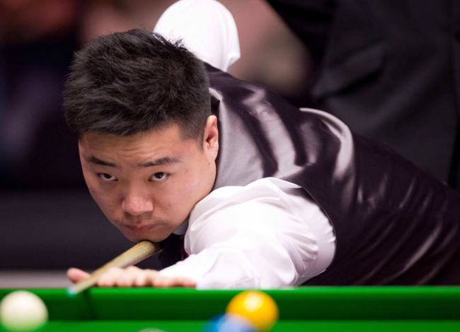 之间的差距 之间的差距