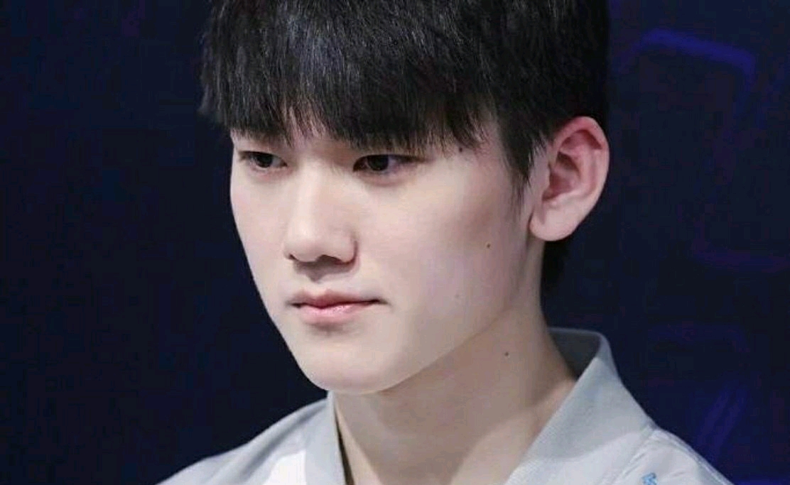 弱侧底角虽 弱侧底角虽